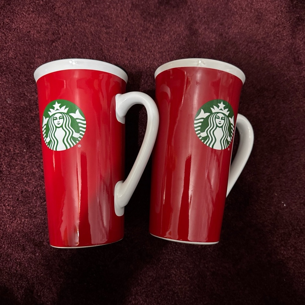 Starbucks Coffee 2017 Red Holiday 14.3 oz Set Of Ceramic Mug Green Logo